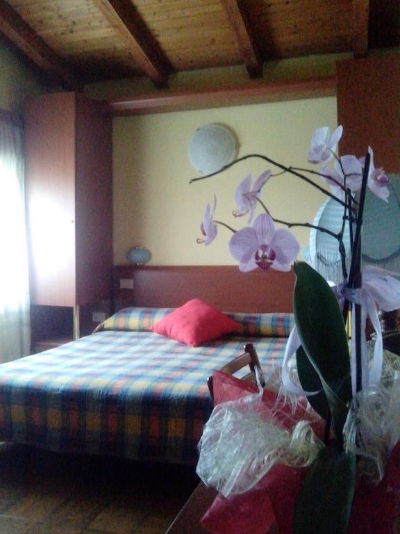 Hotel Monte Fior Foza Rum bild