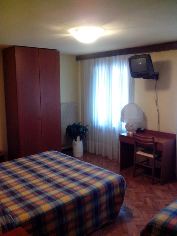 Hotel Monte Fior Foza Rum bild